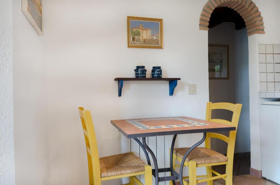 Studio-Appartment In Landhaus Mit Meerblick Порто Адзуро Екстериор снимка